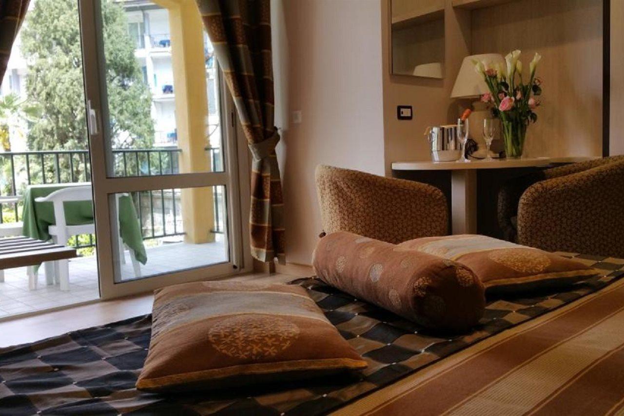 Hotel Flora Stresa Ngoại thất bức ảnh